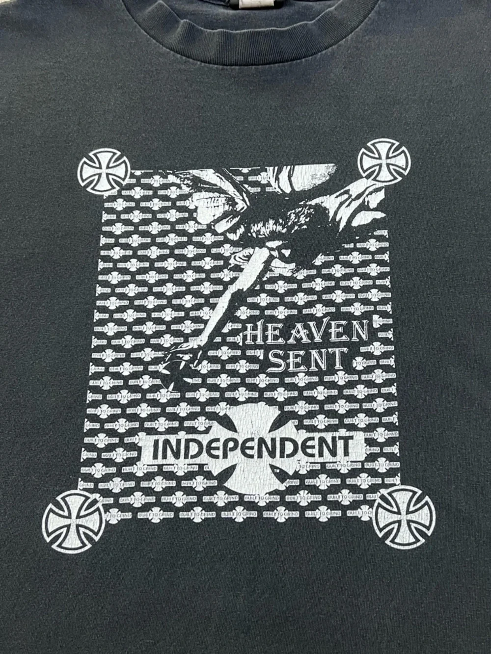 Independent Heaven Sent Faded Skate T-Shirt Size Small - Picture 2 of 6